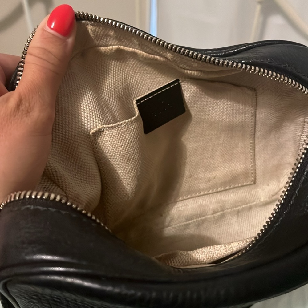 Gucci Black Leather Crossbody Bag - Picture 4 of 16
